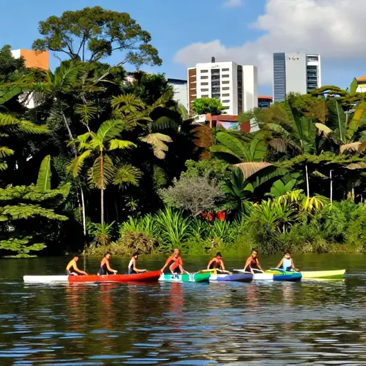 Atividades Esportivas e Aventura no Rio Amazonas: Descubra Macapá